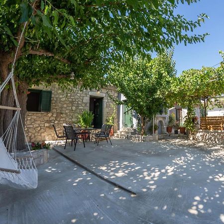 Villa Mouria Pinakokhorion Экстерьер фото